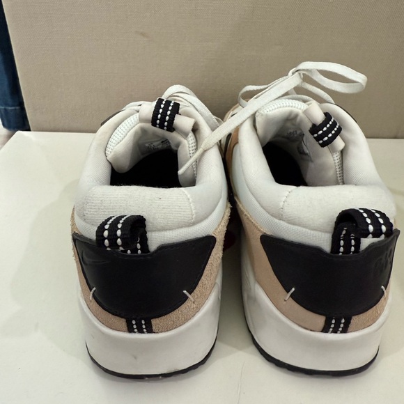 Nike Air Max 90 Futura - Picture 2 of 6